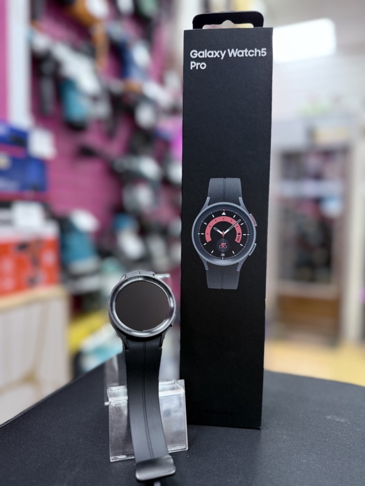 Смарт-часы Samsung Galaxy Watch5 Pro 45 мм