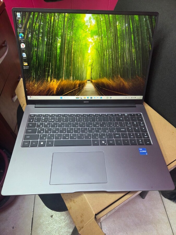 Ноутбук Honor magikboo x 16