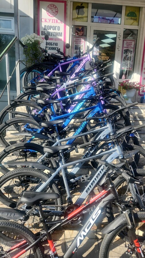 Смартфон Samsung S22 8/128