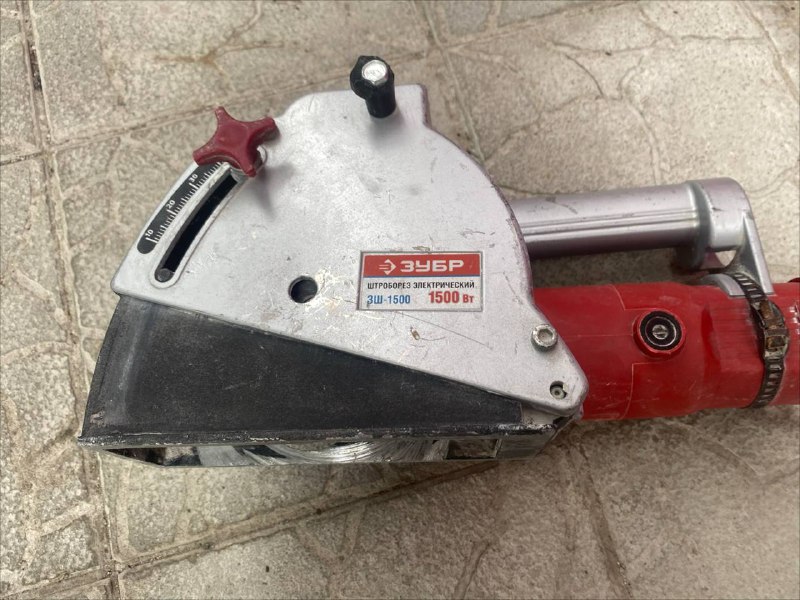 Штроборез Зубр зш-1500