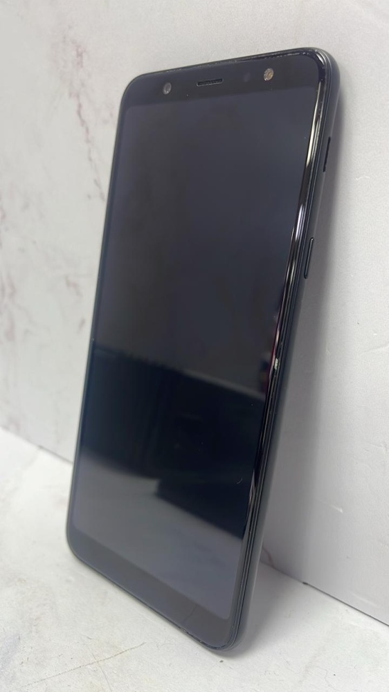 Смартфон Samsung A6+ 3/32