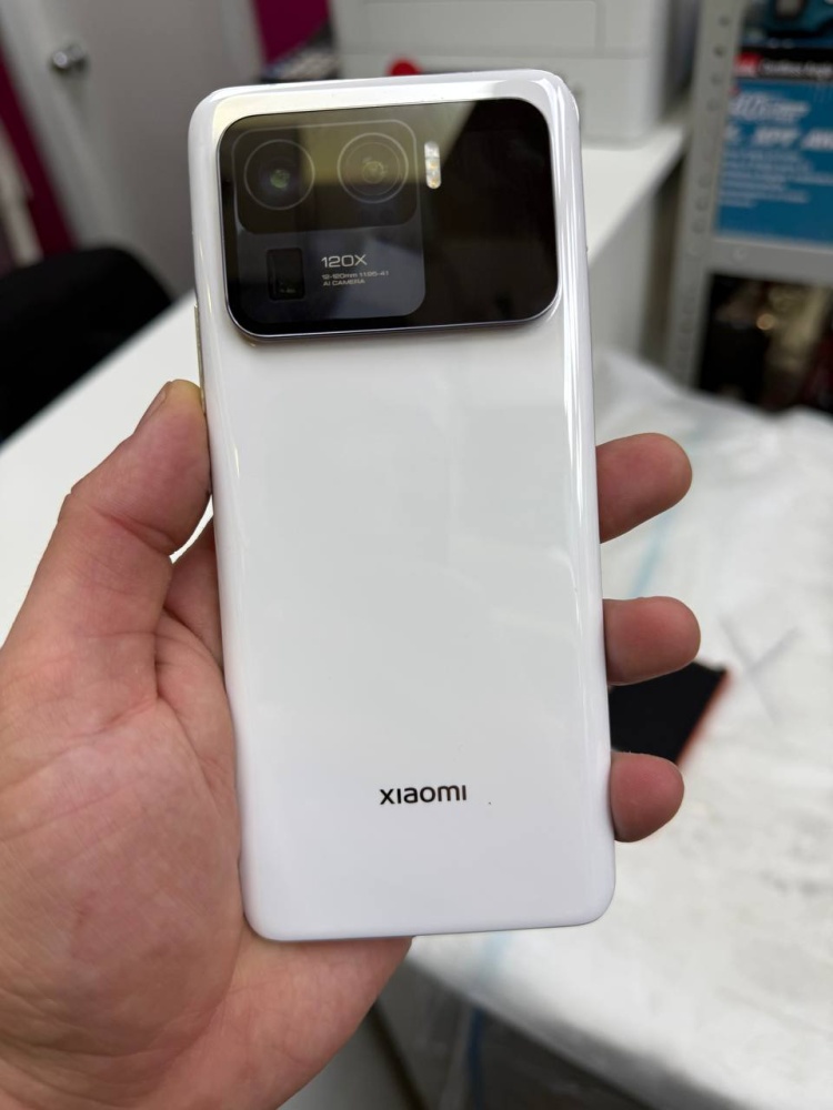 Смартфон Xiaomi Mi 11 Ultra 12\256