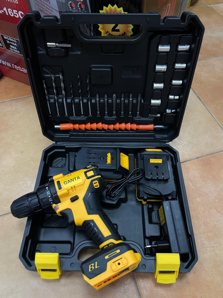 Шуруповерт GANTA 2106