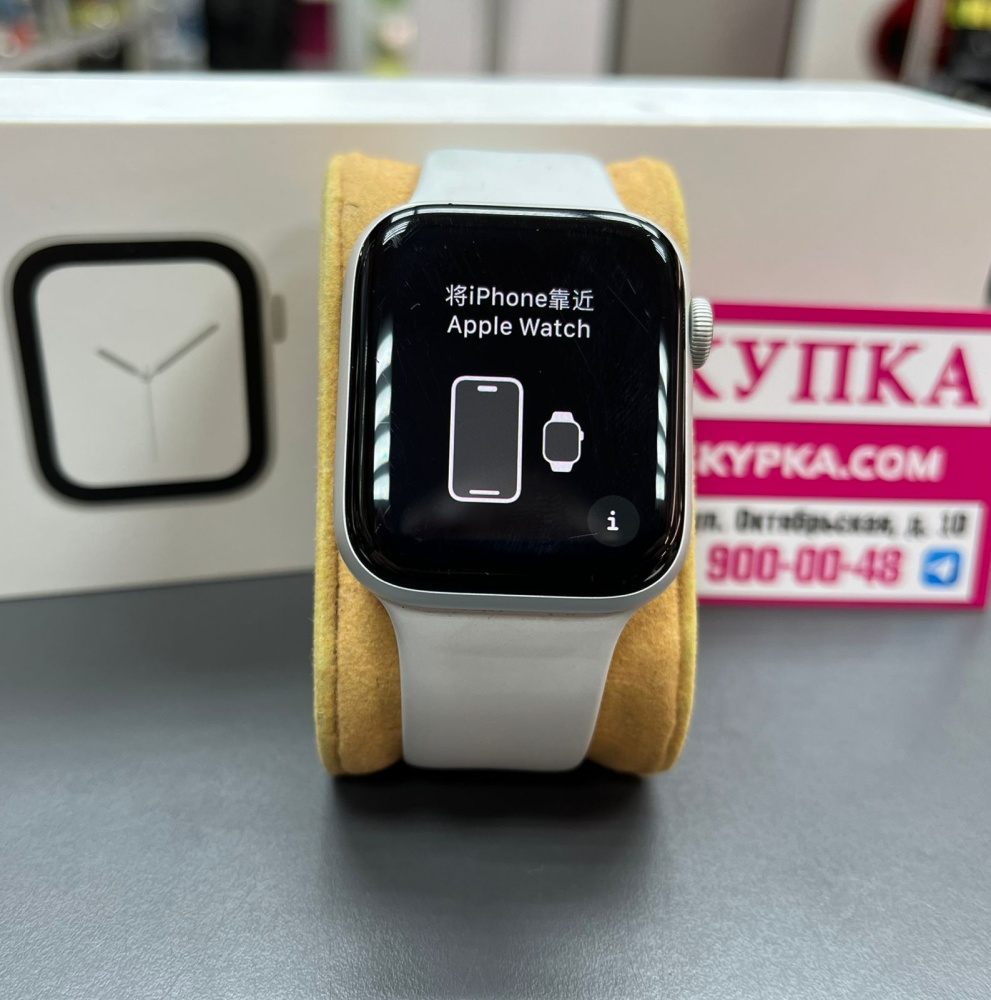 Часы Apple 4 44мм