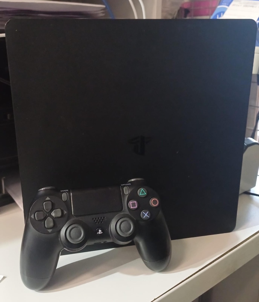 Игровая приставка Sony PlayStation 4 slim 500гб