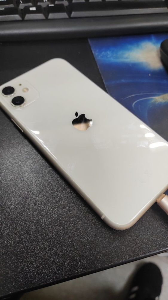 Смартфон iPhone 11 128 Gb