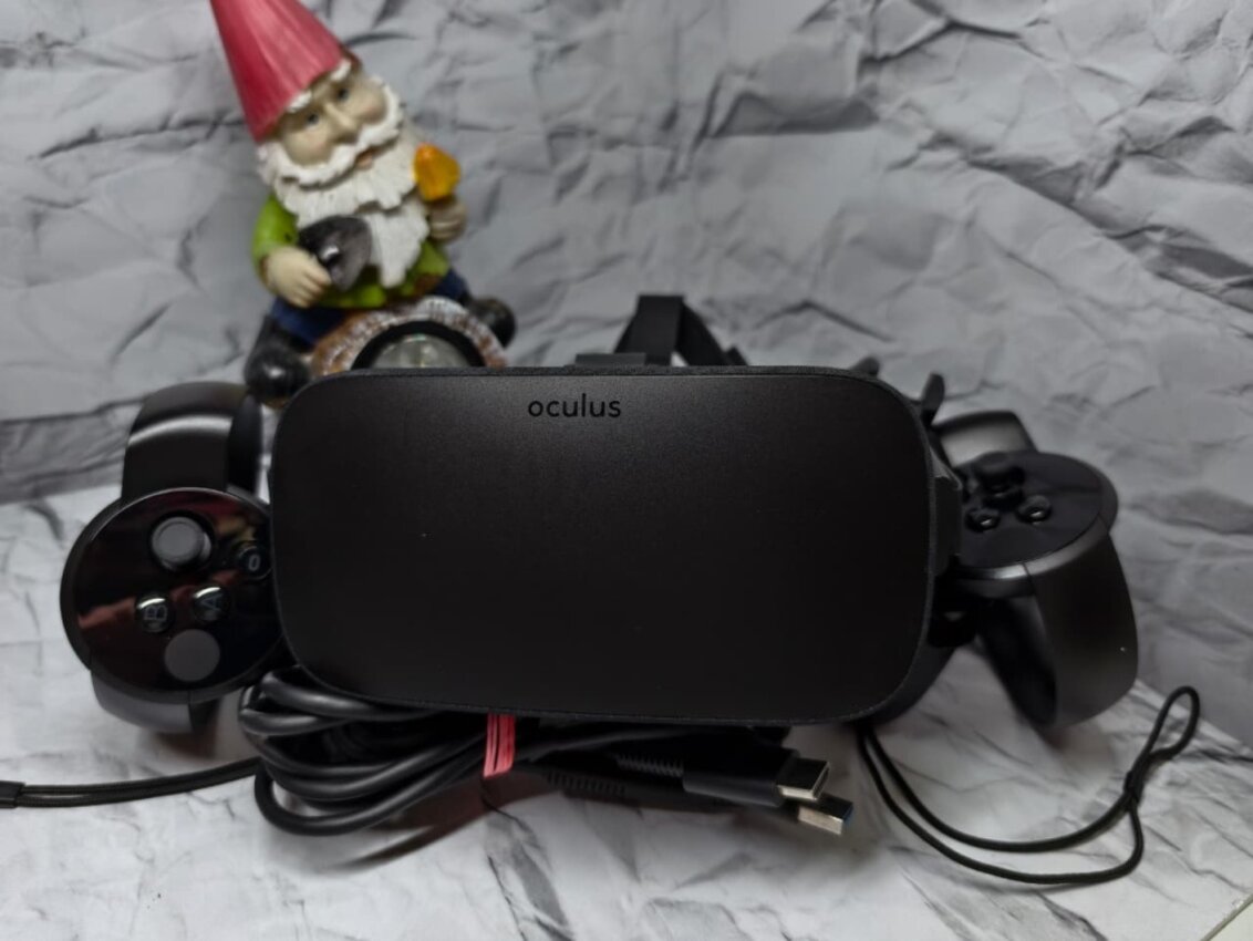 Очки виртуальной реальности Oculus rift cv1