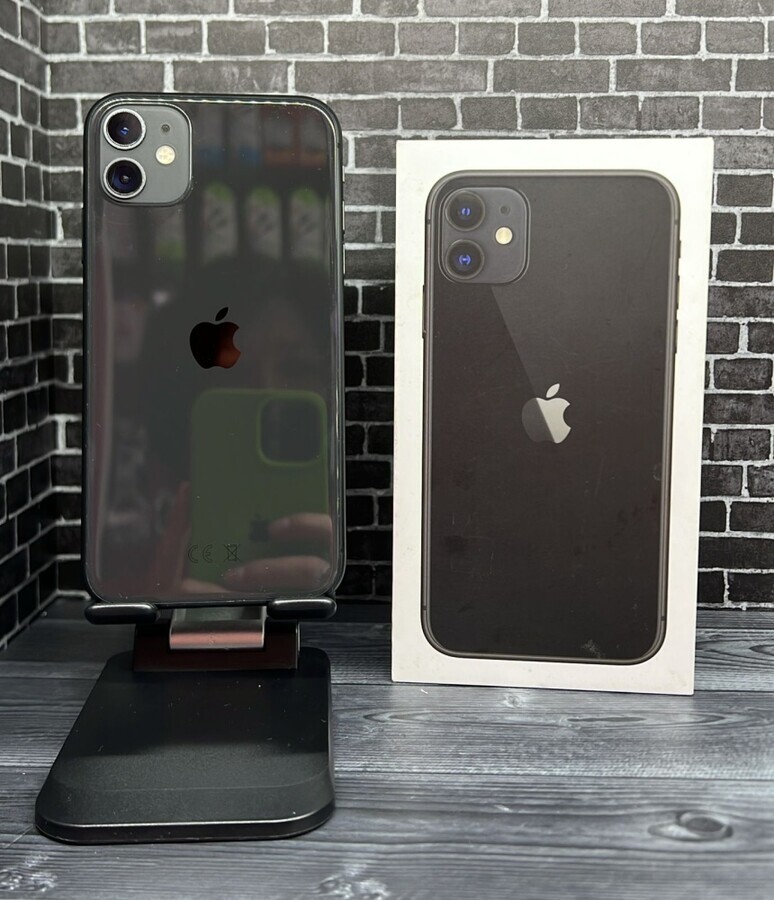 Смартфон iPhone 11 64Gb 75%