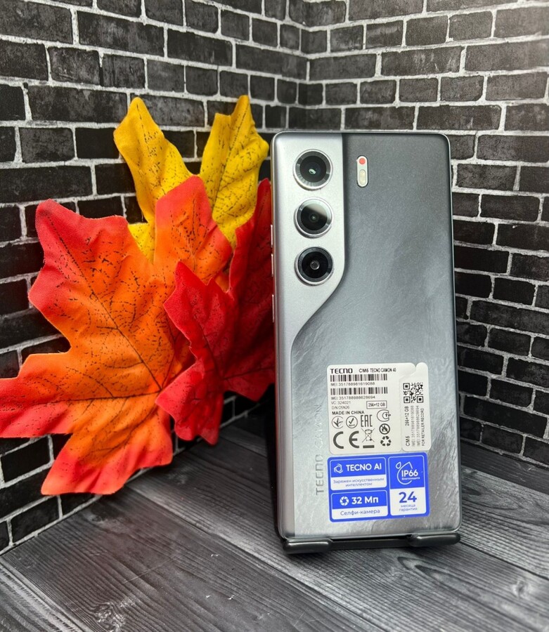 Мобильный телефон Tecno Camon 40 12\256 Гб