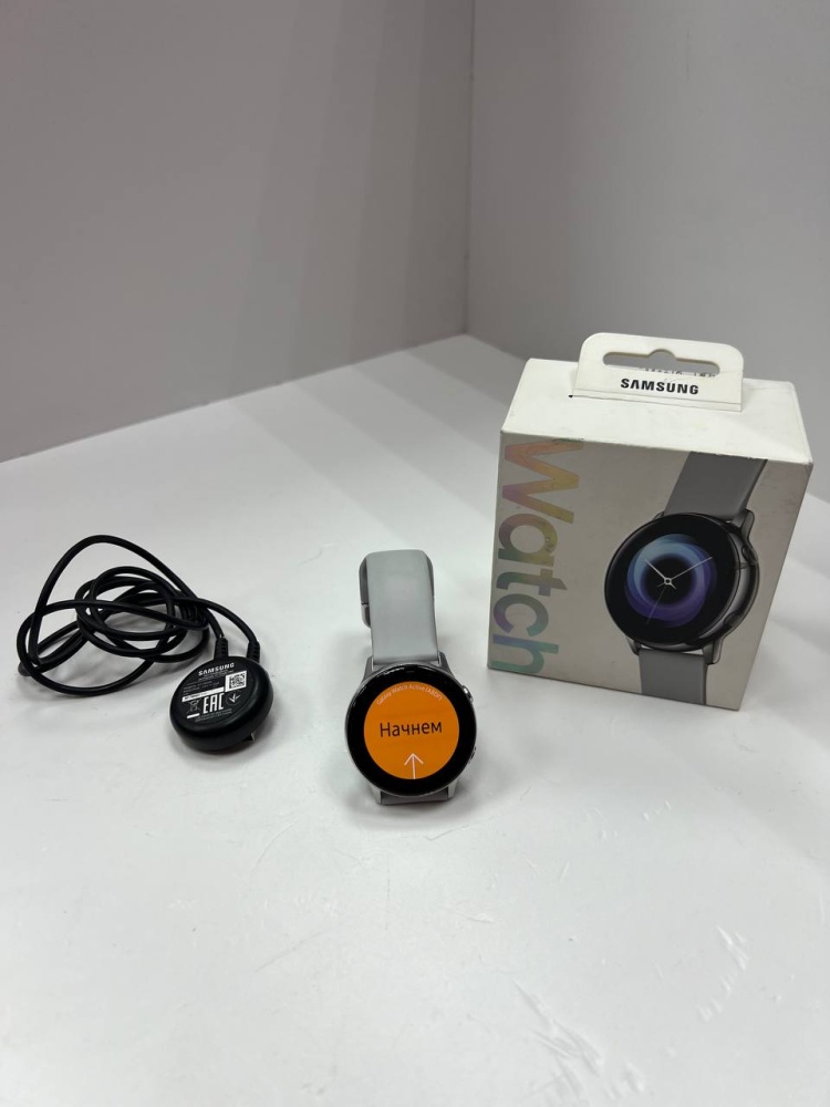 Часы Смарт Samsung Galaxy WatchActive