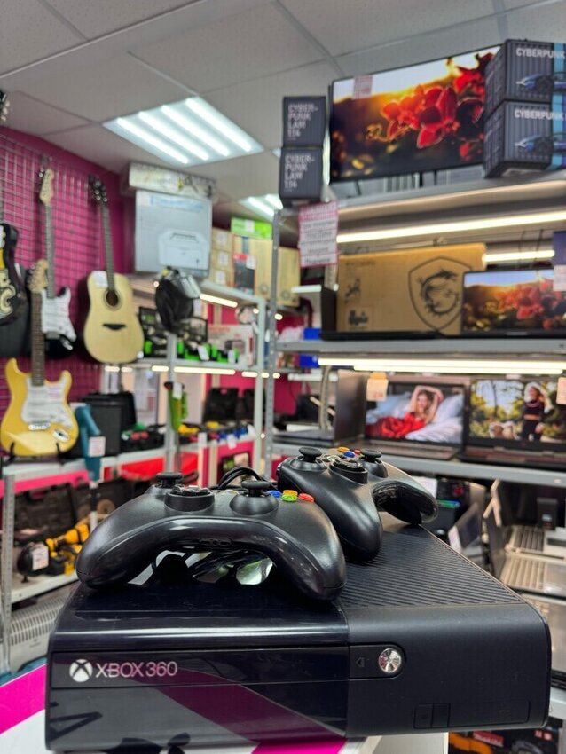 Игровая приставка XBOX 360E (прошивка LT 3.0)