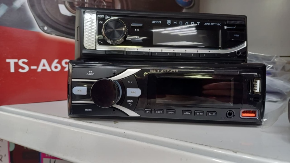 Магнитола 1 DIN