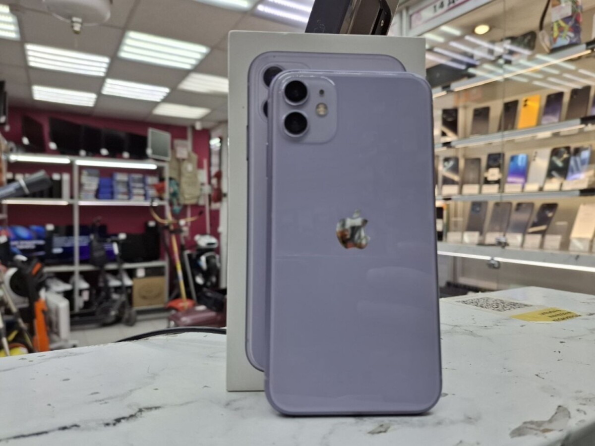 Смартфон iPhone 11 128 Gb