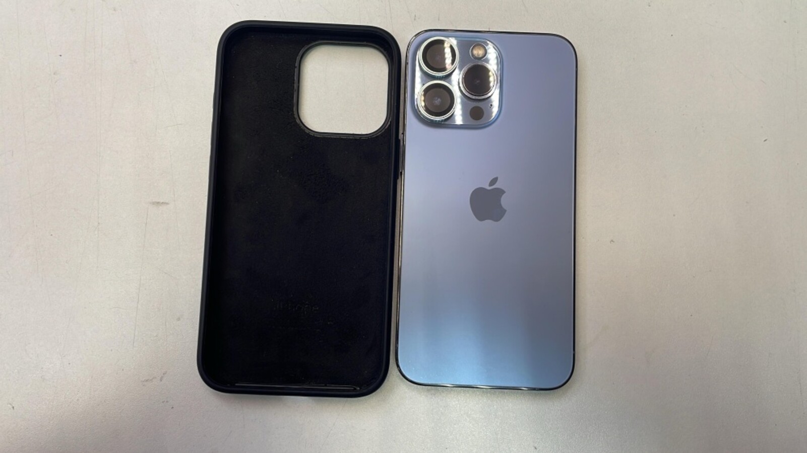 Смартфон iPhone 13 PRO 128 GB