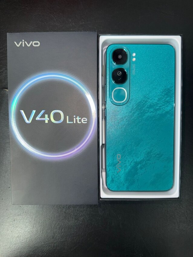 Смартфон Vivo V40 Lite