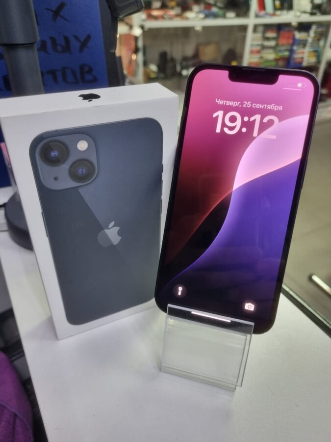 Смартфон iPhone 13 128 Gb