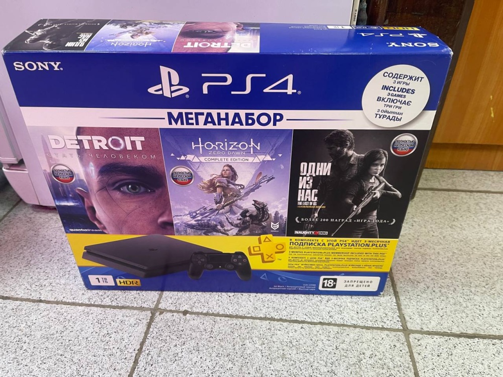 Игровая приставка Sony PlayStation 4 slim -1ТВ  новая