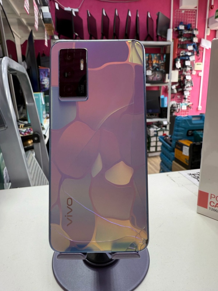 Смартфон Vivo V23е 8/128GB