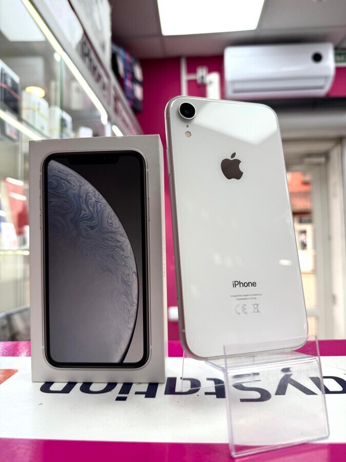 Смартфон iPhone XR 64 Gb