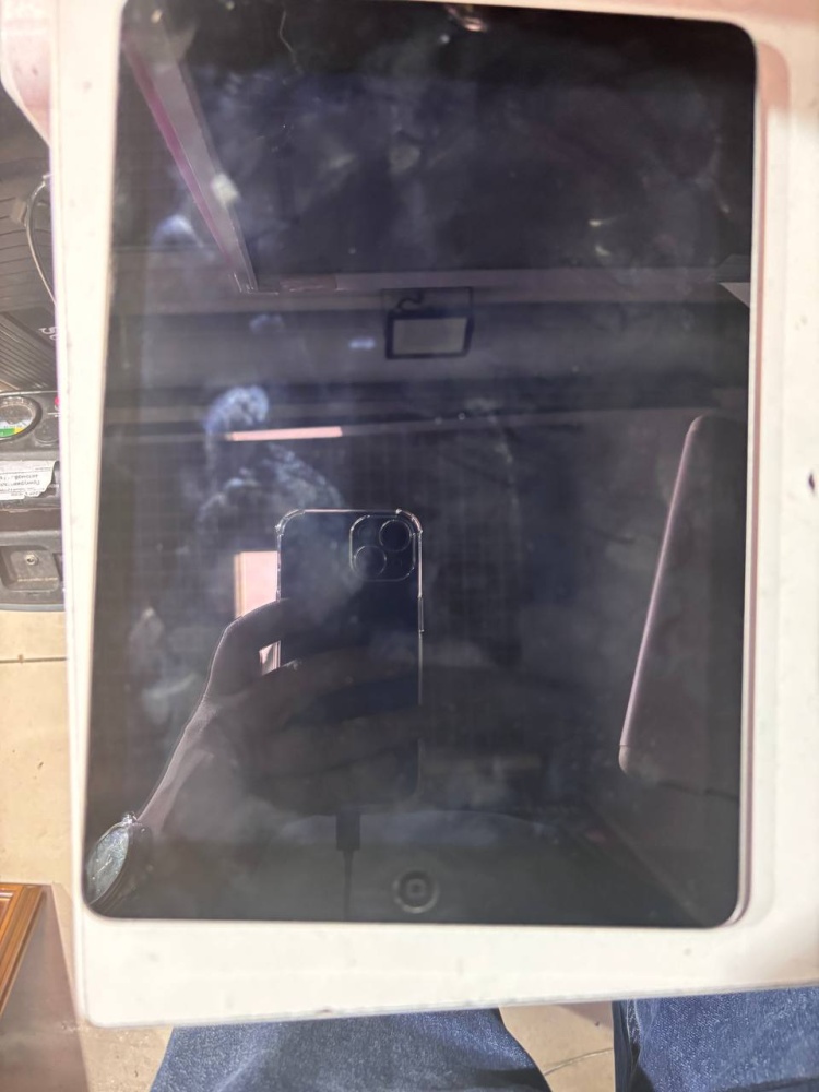 Планшет Apple iPad Air 1