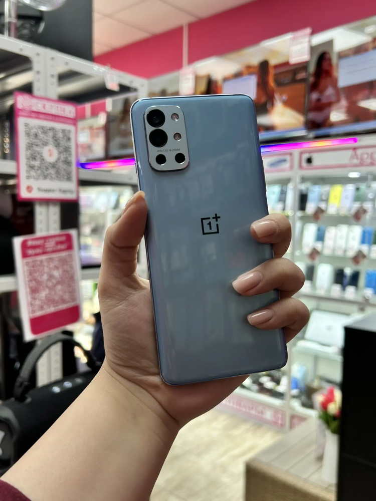 Смартфон OnePlus 9R 6\128