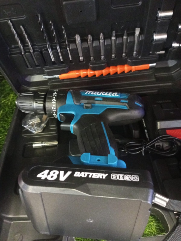 Шуруповерт MAKITA 48v