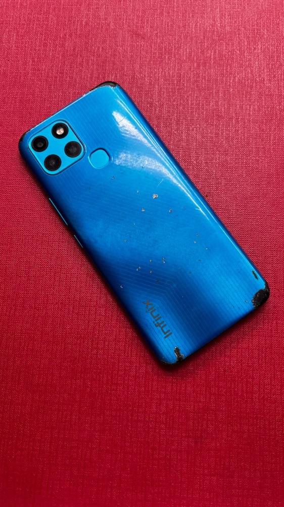 Мобильный телефон Infinix Smart 6 2/32