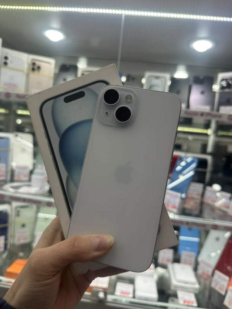 Смартфон iPhone 15 256gb 77%