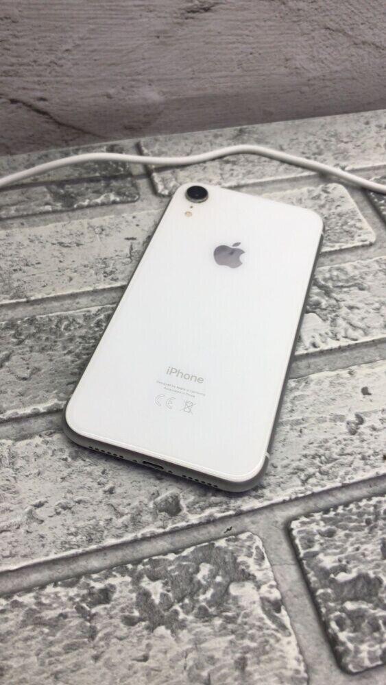 Смартфон iPhone XR 64 Gb