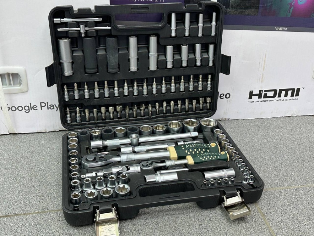 Набор головок 108