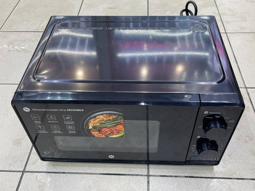 Микроволновая печь Hi m020b03