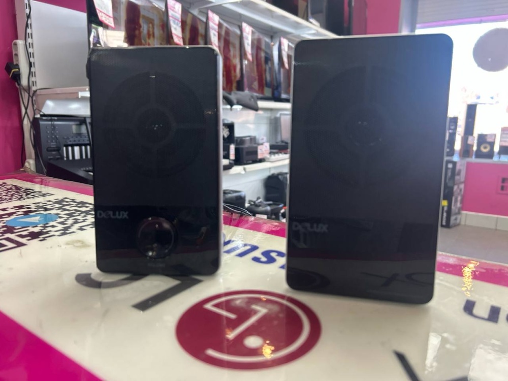 Акустика др марка DeLuxe