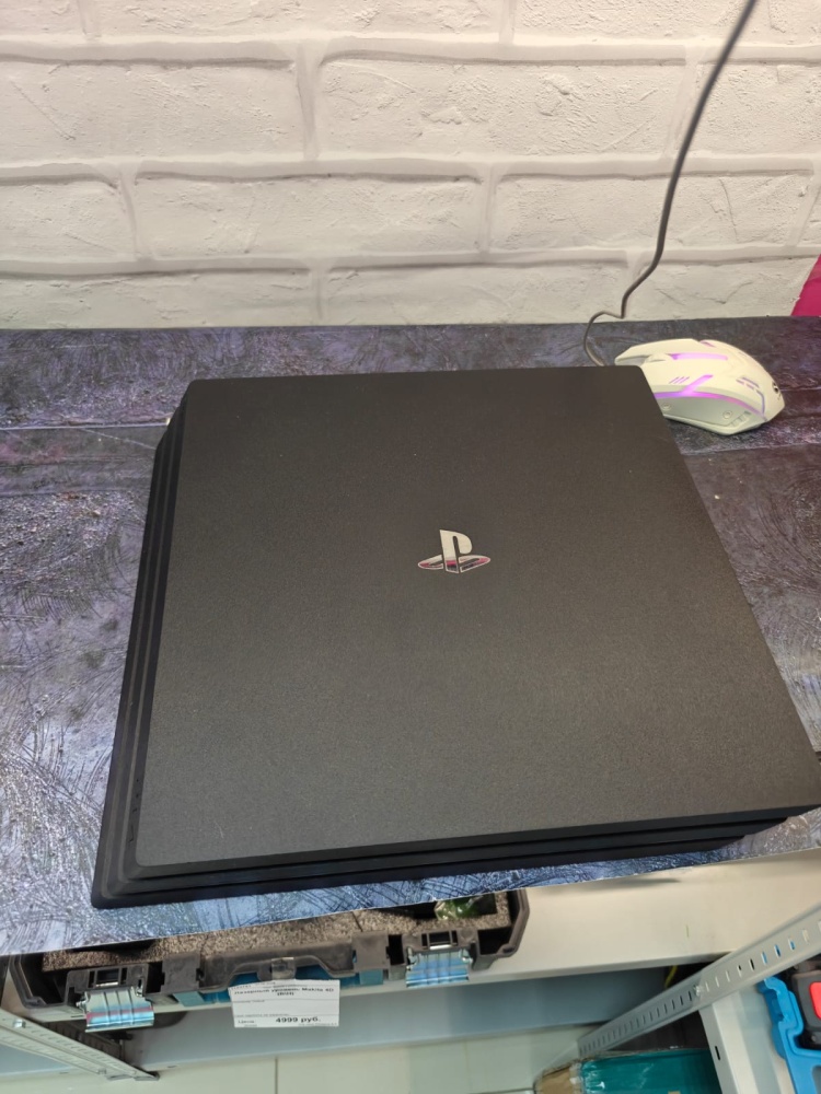 Игровая приставка Sony PlayStation 4 PRO