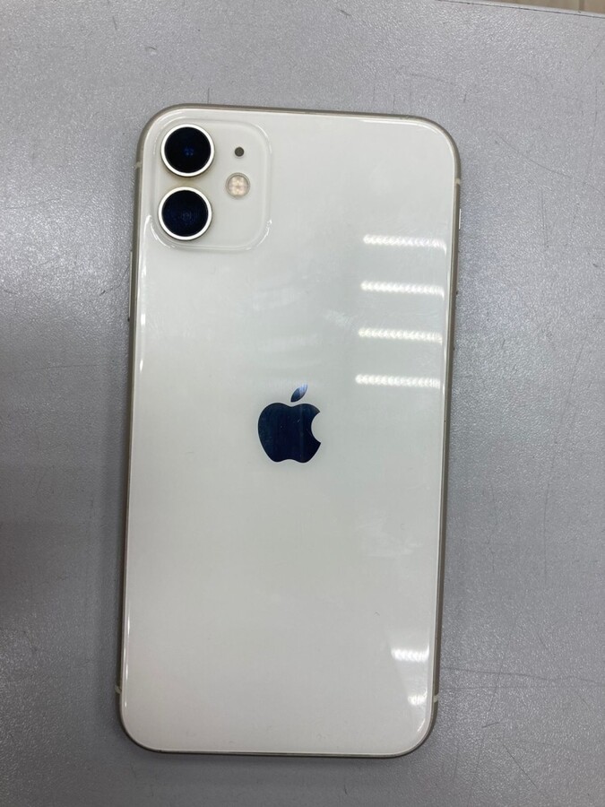 Смартфон iPhone 11 64Gb