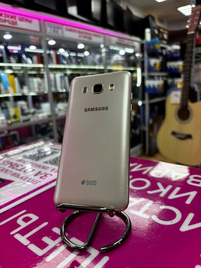 Смартфон Samsung J5 2016 2/16