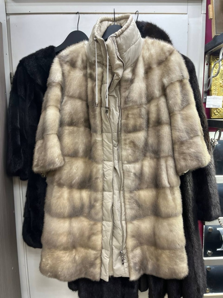 Шуба БЕЛАЯ НОРКА 40-42