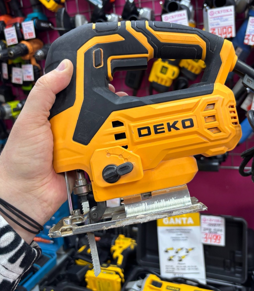 Лобзик Deko DKJS900E