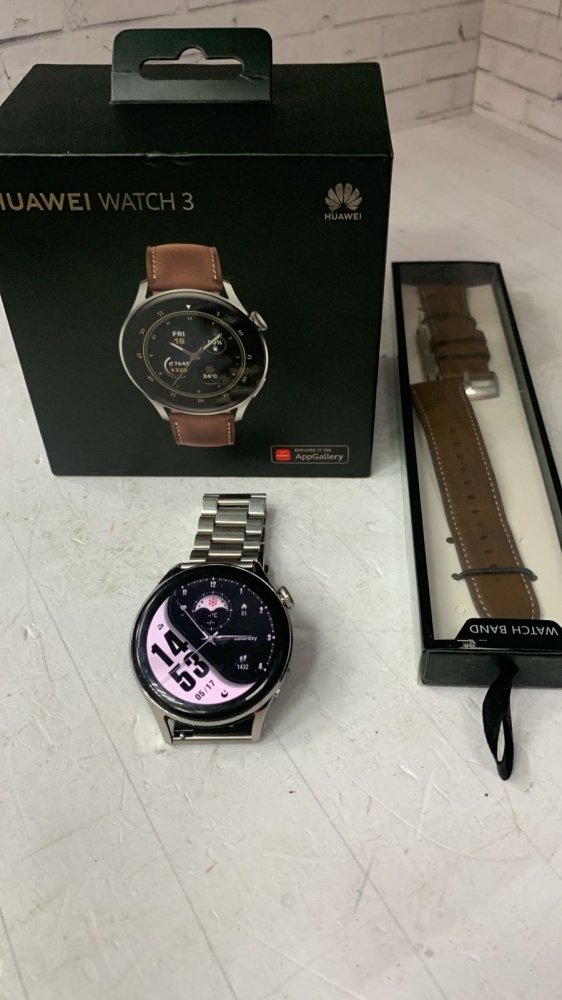Часы Huawei Watch 3