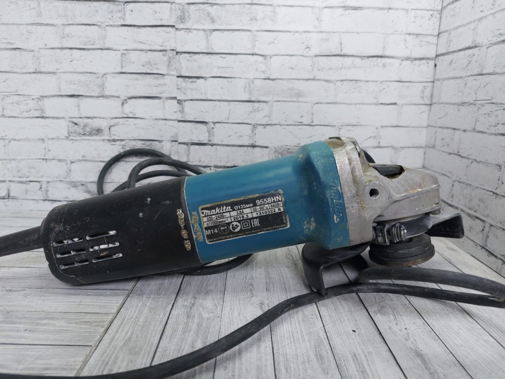 УШМ (Болгарка) Makita 9568HN