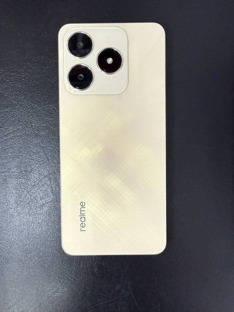 Смартфон Realme C61 256
