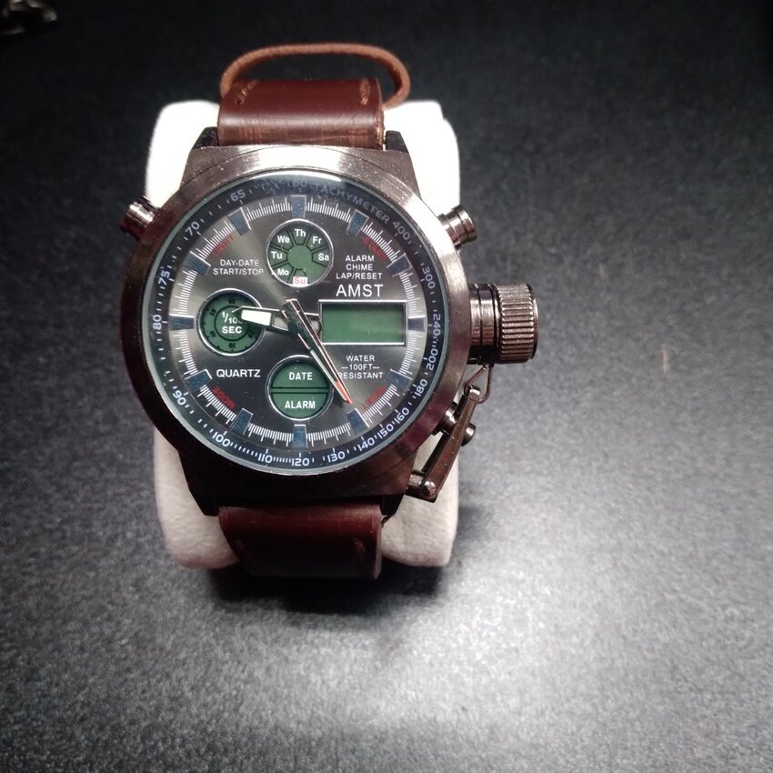 Часы AmST
