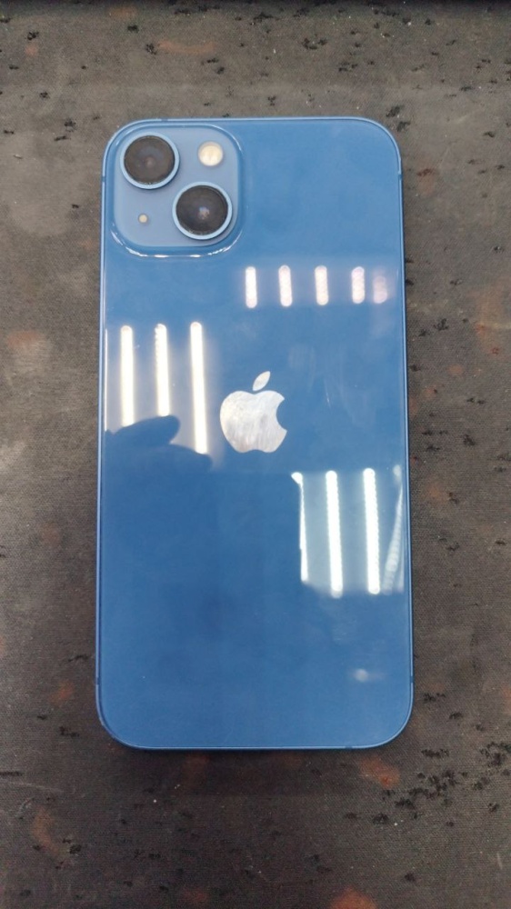 Смартфон iPhone 13 128 Gb