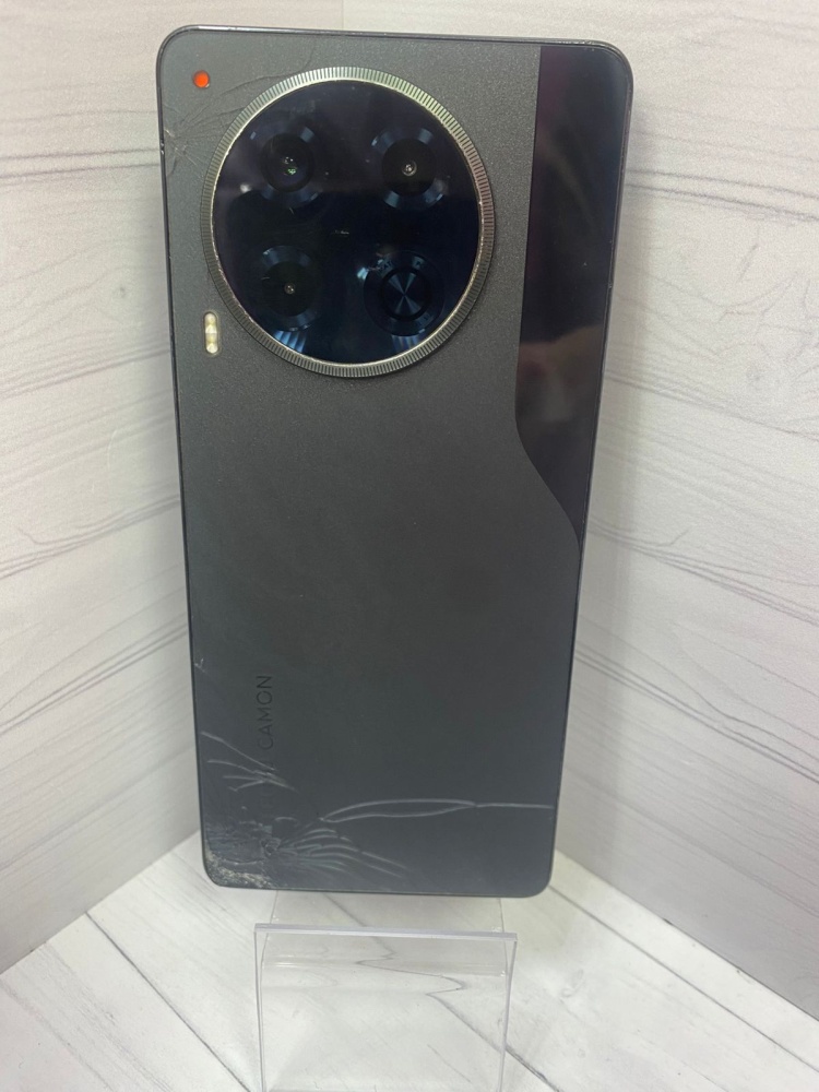 Мобильный телефон Tecno Camon 30 8/256