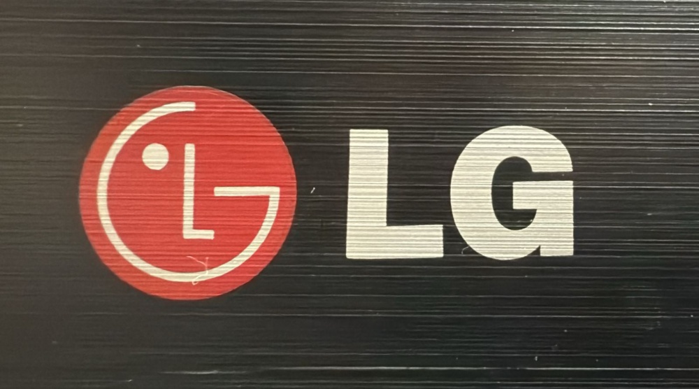 Монитор LG 22