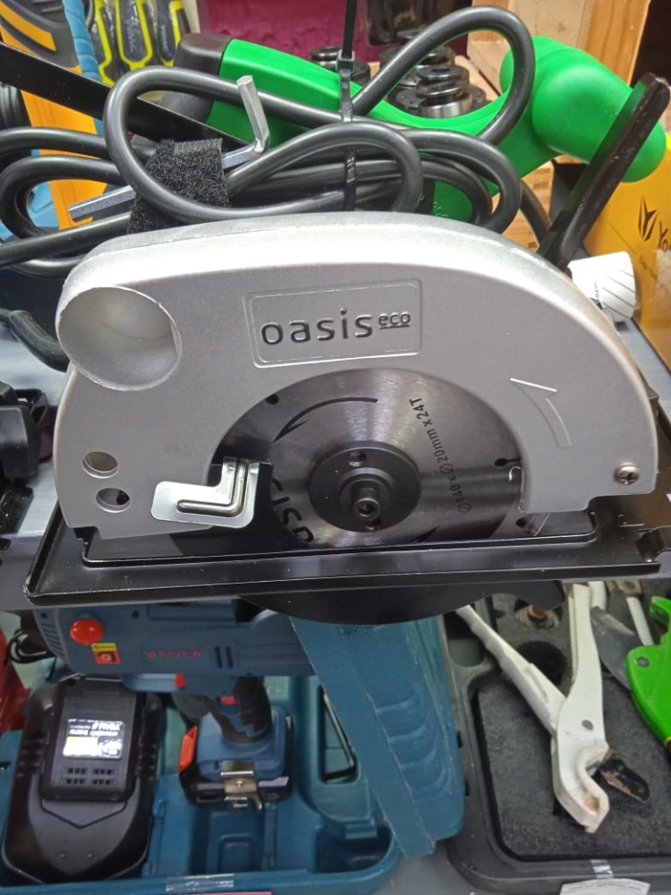 Циркулярная пила Oasis/1100вт