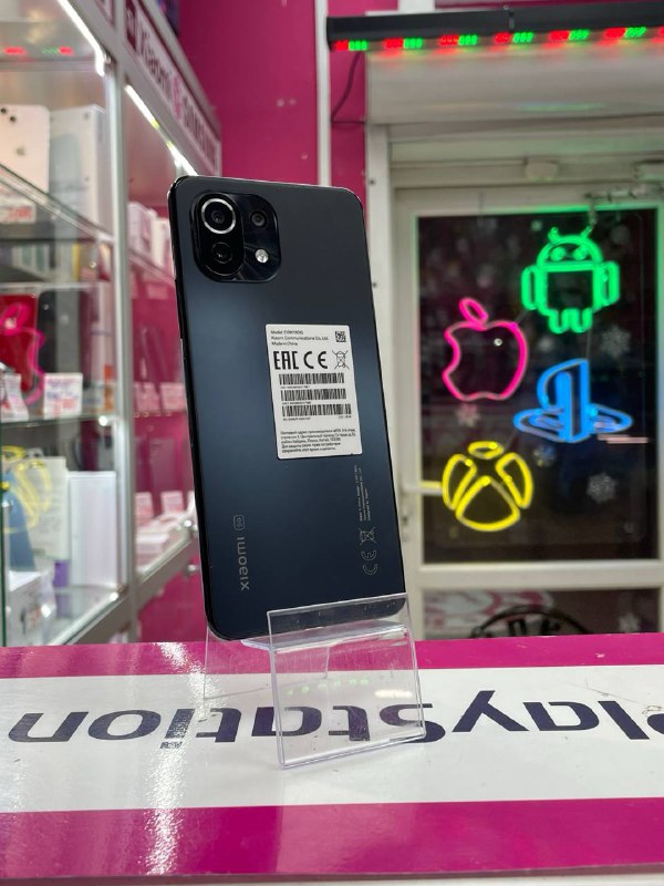 Смартфон Xiaomi 11 Lite 5G 8/128