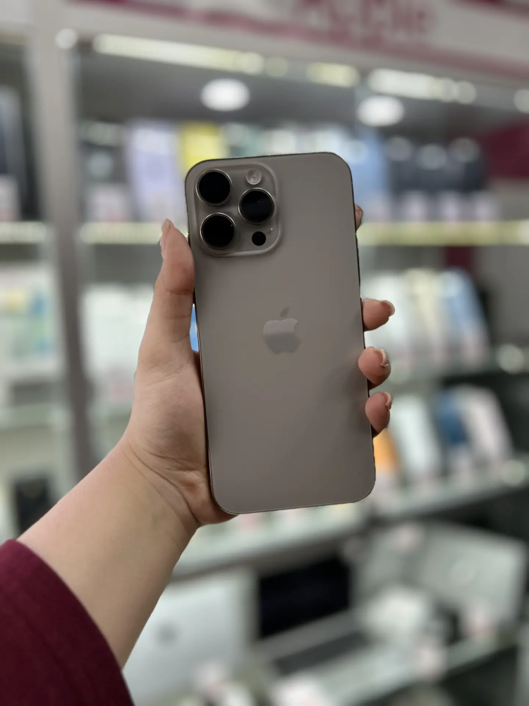 Смартфон iPhone 16 PRO MAX 256гб 97%