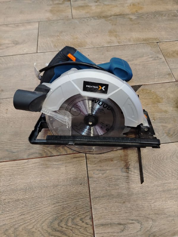 Циркулярная пила Dexter