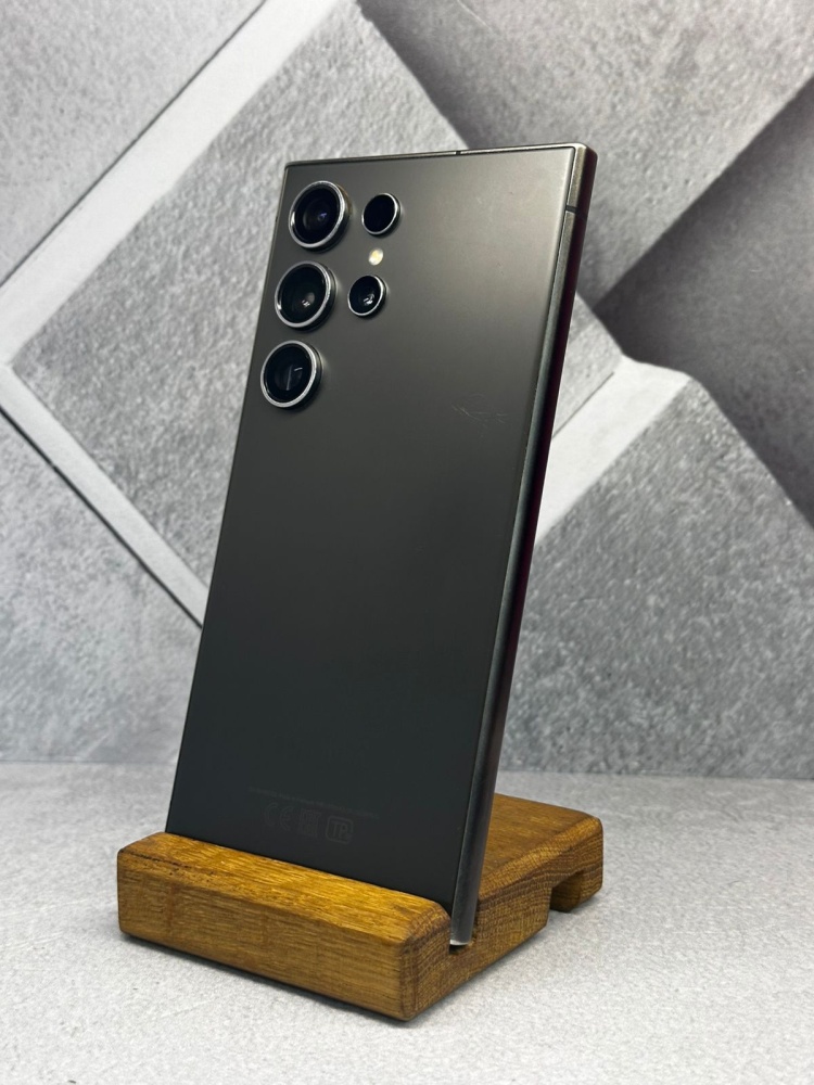Смартфон Samsung S24 ultra 12/256