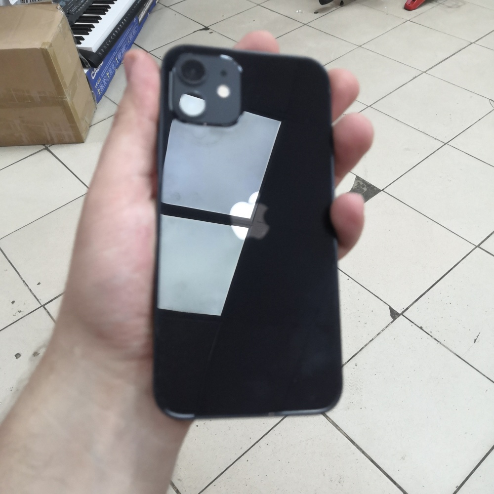Смартфон iPhone 12 64 Gb